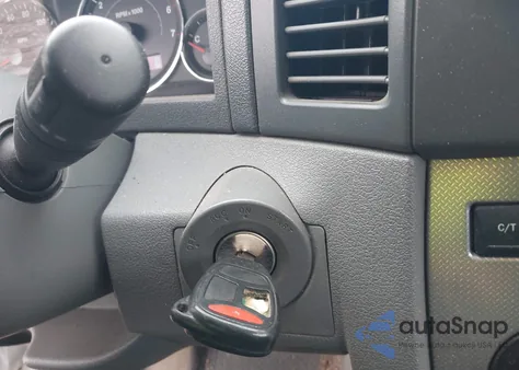 2006 Jeep Grand Cherokee Laredo from USA, damaged, VIN 1J8GR48K96C303554